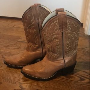 Like new leather cowboy boots size 10